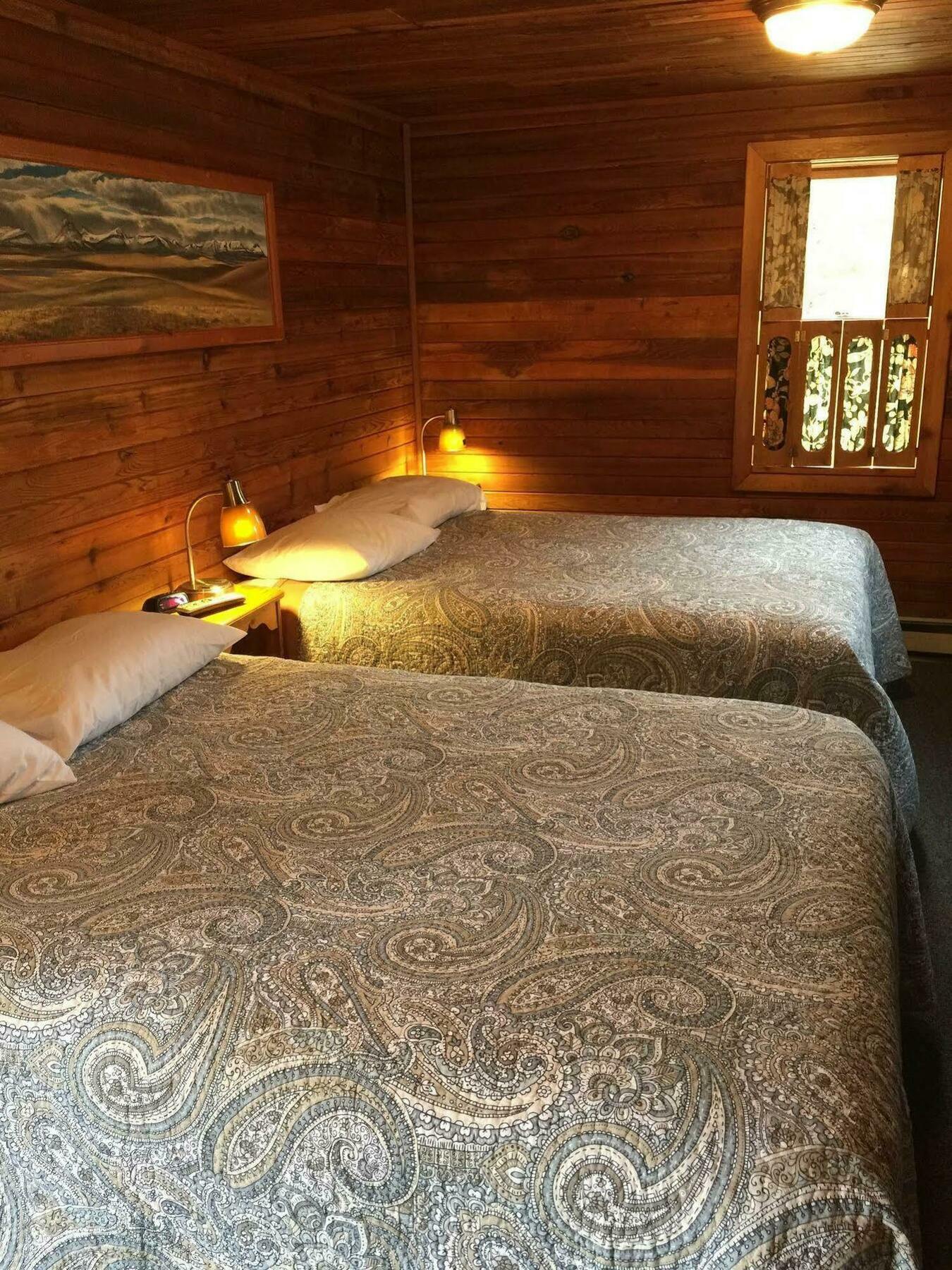 Whistling Swan Motel East Glacier Park Village Zewnętrze zdjęcie